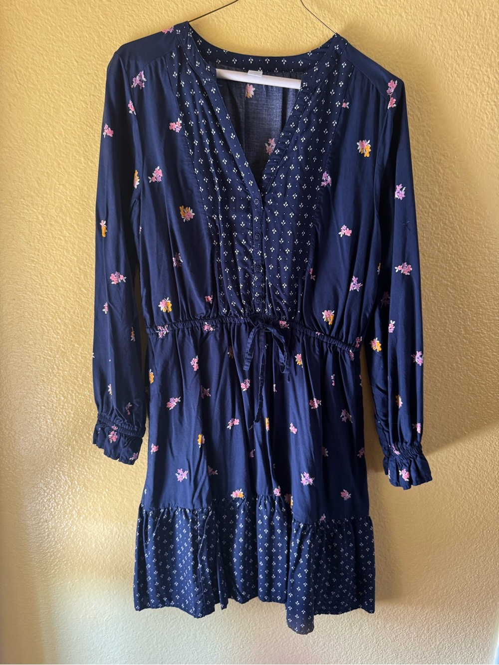 Old Navy- Navy Floral Long Sleeve Tie-Waist Dress